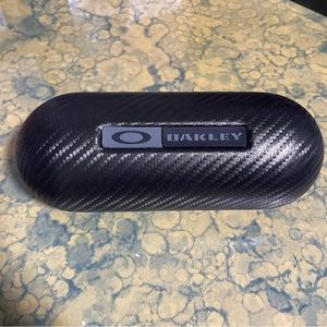 Oakley Sunglasses Hard Case Black Snap Shut